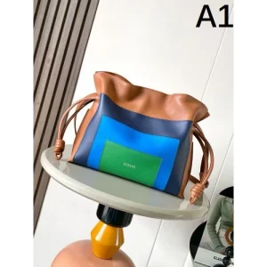 2025FW LOEWE ロエベ レディース トートバッグ 芸能人愛用の高評価ブランド 商品画像 1