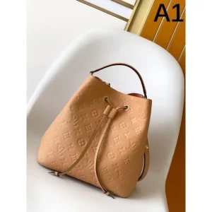 2025SS トートバッグ LOUIS VUITTON ルイヴィトン 目玉商品セール 商品画像 1