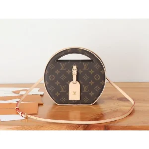 2025SS トートバッグ LOUIS VUITTON ルイヴィトン 品良くおしゃれ 商品画像 1