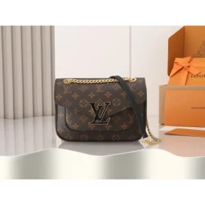 2025SS ショルダーバッグ LOUIS VUITTON ルイヴィトン トレンドカラー 商品画像 1