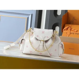 LOUIS VUITTON ルイヴィトン 2025FW 新作 上品トートバッグ 高級感 大人女子におすすめ 商品画像 1