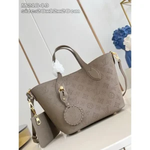 2025FW LOUIS VUITTON ルイヴィトン トートバッグ お得な現地価格の秋冬新作 商品画像 1
