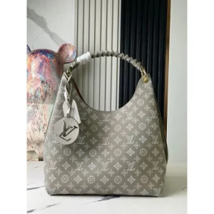 2025FW LOUIS VUITTON ルイヴィトン レディース トートバッグ 秋冬最新作 完売必至 商品画像 1