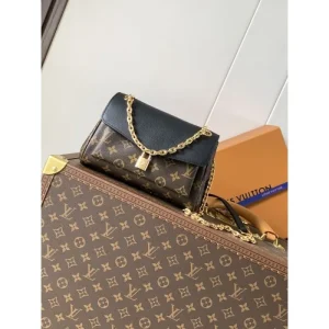 2025FW LOUIS VUITTON ルイヴィトン レディースバッグ ショルダーバッグ 高級感あふれるエレガントスタイル 商品画像 1