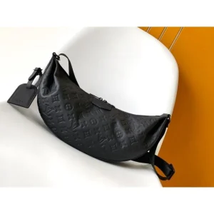 2025FW LOUIS VUITTON ルイヴィトン レディースバッグ ショルダーバッグ 心惹かれる洗練スタイル 商品画像 1