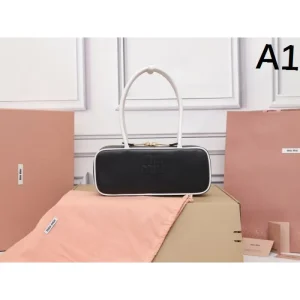MIU MIU ミュウミュウ 2025FW 新作 高級感トートバッグ レディース 人気 おしゃれモデル 商品画像 1