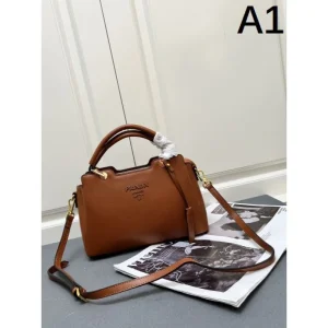 2025SS トートバッグ PRADA プラダ 新作セール価格でゲット 商品画像 1