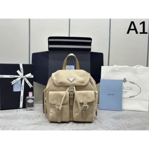 2025SS バックパック PRADA プラダ 目が離せない冬季新作 商品画像 1
