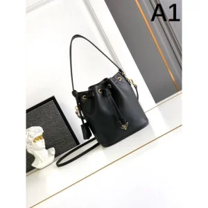 2025SS トートバッグ PRADA プラダ 最新のトレンドを感じされる 商品画像 1