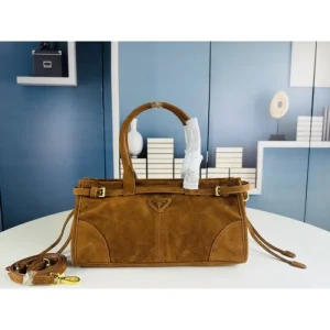 2025SS トートバッグ PRADA プラダ 今シーズン最注目のトレンド 商品画像 1