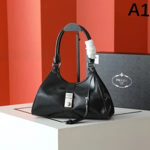 PRADA プラダ 2025FW 新作 上品トートバッグ 高級感漂う 人気アイテム 商品画像 1