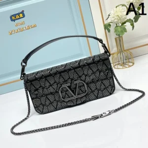2025SS トートバッグ VALENTINO ヴァレンティノ 今年人気定番新作 商品画像 1