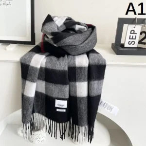 2025FW スカーフ BURBERRY バーバリー 完売続出中!早い者勝ちの注目アイテム 商品画像 1