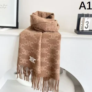 2025FW スカーフ CELINE セリーヌ セレブや芸能人愛用の洗練スカーフ 商品画像 1