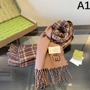2025FW スカーフ GUCCI グッチ ネクストヒット確実の注目ブランドアイテム 商品画像 1