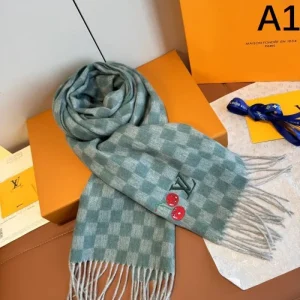 2025FW スカーフ LOUIS VUITTON ルイヴィトン 海外限定!注目の新作スカーフ 商品画像 1