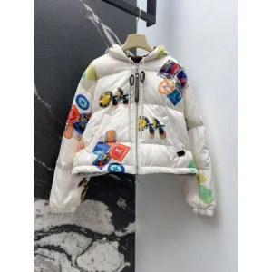 LOUIS VUITTON ルイヴィトン ダウンジャケット 2025秋冬新作 エレガントに着こなせる最新モデル 商品画像 1