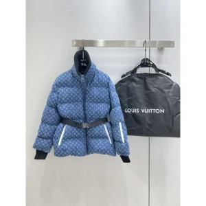2025FW LOUIS VUITTON ルイヴィトン 存在感抜群の最新人気 ダウンジャケット 商品画像 1