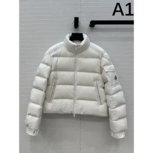 2025FW MONCLER モンクレール 秋冬トレンドを先取り ダウンジャケット 商品画像 1