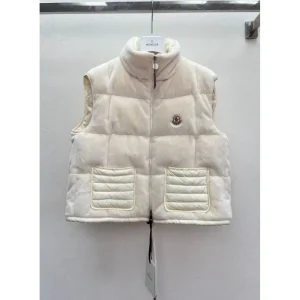 2025FW MONCLER モンクレール 大人の雰囲気漂う秋冬新作 ダウンジャケット 商品画像 1