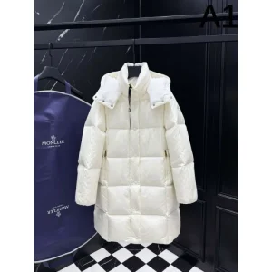 2025FW MONCLER モンクレール 人気急上昇の注目モデル ダウンジャケット 商品画像 1
