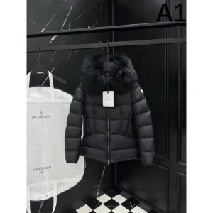 2025FW MONCLER モンクレール 今季セレブ愛用の新作 ダウンジャケット 商品画像 1