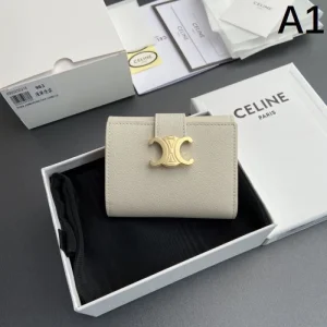 2025SS 最旬トレンド間違いなし CELINE セリーヌ 三つ折り財布 商品画像 1