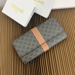 2025FW 長財布 CELINE セリーヌ 秋冬シーズンにぴったりなアイテム 商品画像 1