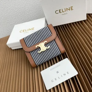 2025FW 三つ折り財布 CELINE セリーヌ 秋冬シーズンで注目の新作 商品画像 1