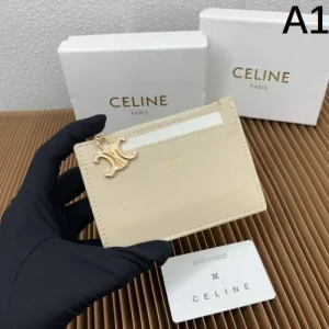 2025FW カードケース CELINE セリーヌ ファッションのトレンドを先取り 商品画像 1