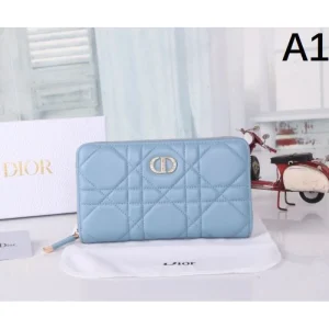 2025FW 長財布 DIOR ディオール 今季トレンドの注目ブランド 商品画像 1
