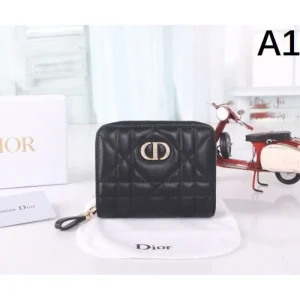 2025FW 二つ折り財布 DIOR ディオール 人気アイテム、早めの購入がおすすめ 商品画像 1
