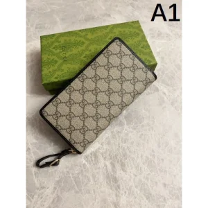 2025SS 自分らしいスタイリング GUCCI グッチ 長財布 商品画像 1