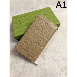 2025SS お洒落さんの愛用率が高い GUCCI グッチ 長財布 商品画像 1