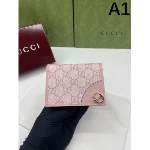 2025SS 二つ折り財布 GUCCI グッチ 可愛さ抜群!新鮮デザイン 商品画像 1