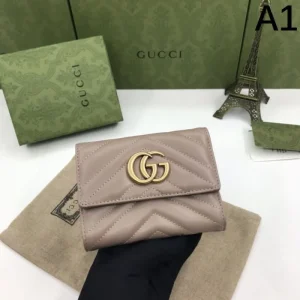 2025SS 三つ折り財布 GUCCI グッチ 今年人気定番新作注目 商品画像 1
