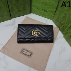 2025FW 長財布 GUCCI グッチ 存在感抜群、注目のスタイル 商品画像 1