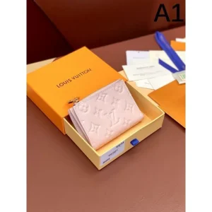 2025SS 新商品☆完売必至 LOUIS VUITTON ルイヴィトン 二つ折り財布 商品画像 1