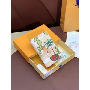 2025SS お洒落な存在感 LOUIS VUITTON ルイヴィトン カードケース 商品画像 1