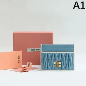2025SS カードケース MIU MIU ミュウミュウ 毎年定番人気商品 商品画像 1