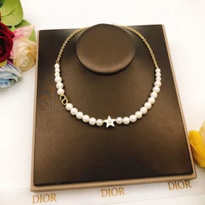 2025SS ネックレス DIOR ディオール 女性らしさ際立つエレガントスタイル 商品画像 1
