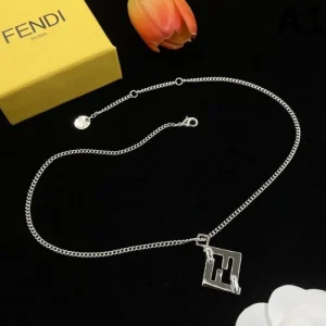 2025SS FENDI フェンデイ VIPセールでまさかの破格 ネックレス 商品画像 1