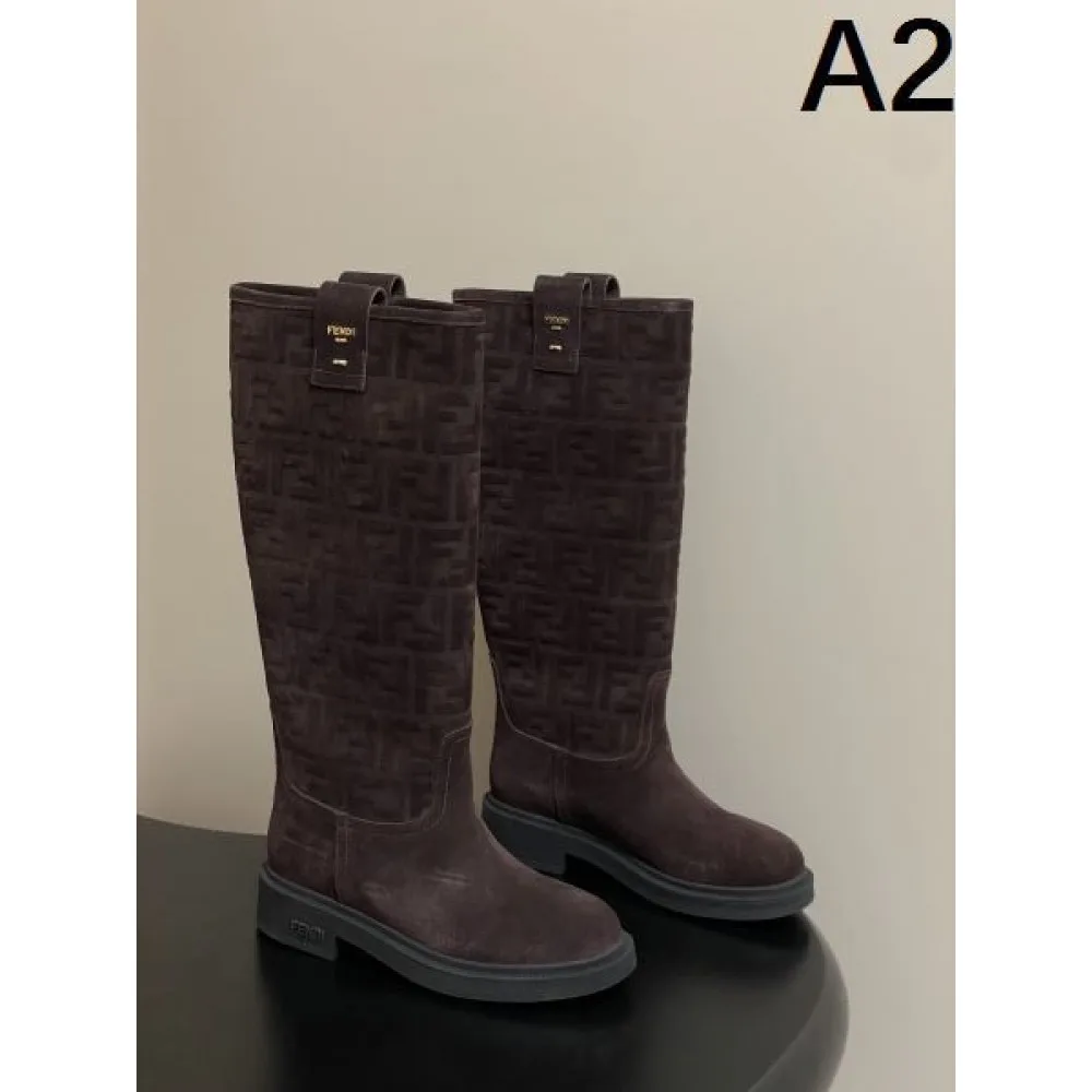 2025FW レディース ブーツ FENDI フェンディ 存在感抜群の高級スタイル新作 商品画像 2