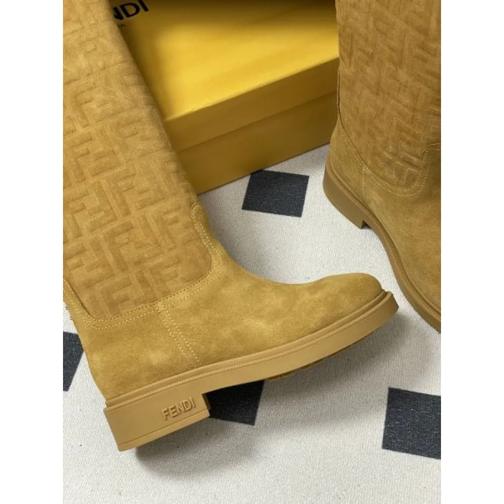 2025FW レディース ブーツ FENDI フェンディ 存在感抜群の高級スタイル新作 商品画像 9