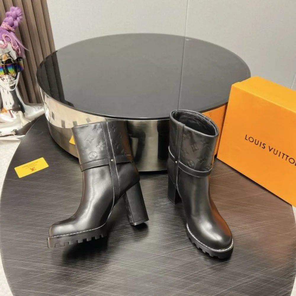 2025FW レディース ブーツ LOUIS VUITTON ルイヴィトン 話題沸騰中の秋冬トレンド品 商品画像 4