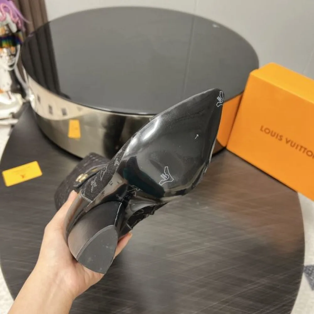 2025FW レディース ブーツ LOUIS VUITTON ルイヴィトン 注目を集める高級冬季新作 商品画像 10