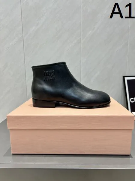 2025FW レディース ブーツ MIU MIU ミュウミュウ 大人女性にぴったりの上品ブーツ 商品画像 10