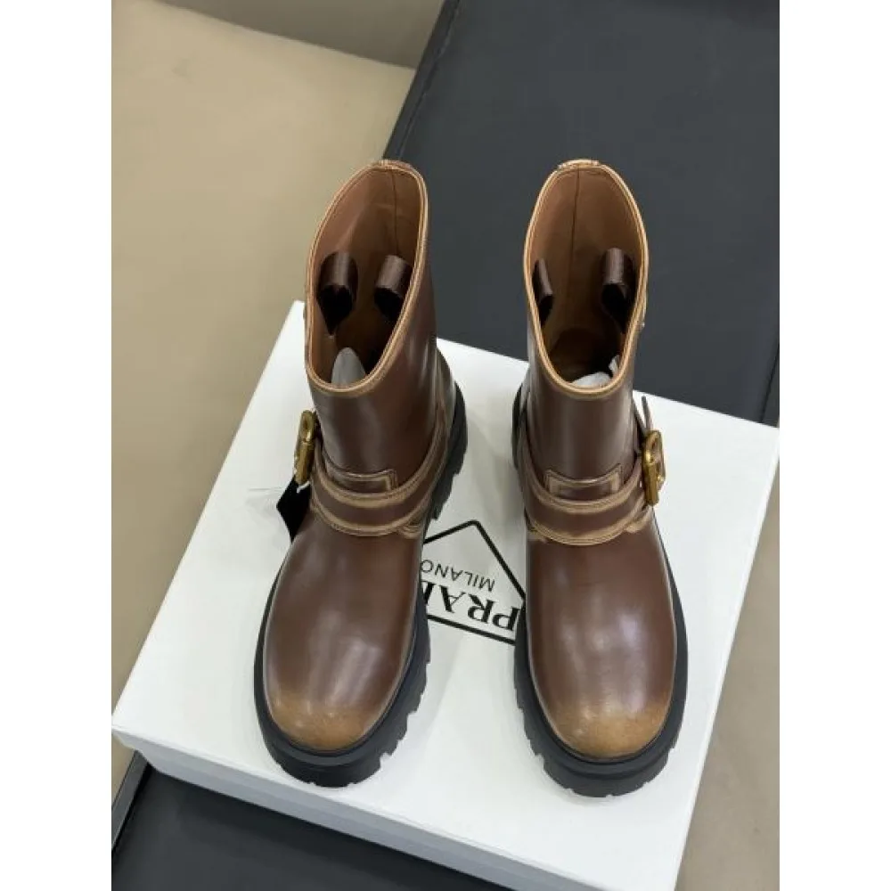 2025FW レディース ブーツ PRADA プラダ 一目置かれる秋冬最新トレンドブーツ 商品画像 4