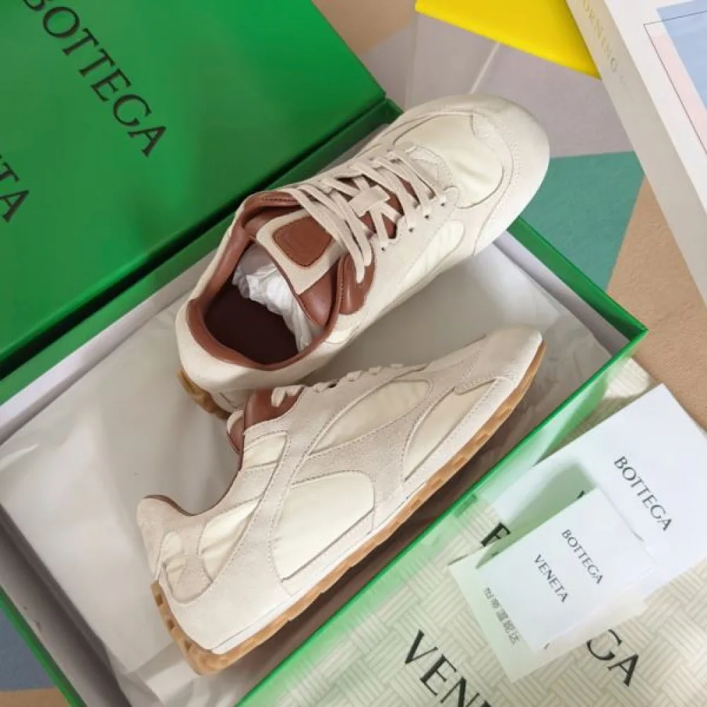 2025FW レディース スニーカー BOTTEGA VENETA ボッテガヴェネタ 今季トレンドを押さえた人気モデル 商品画像 6