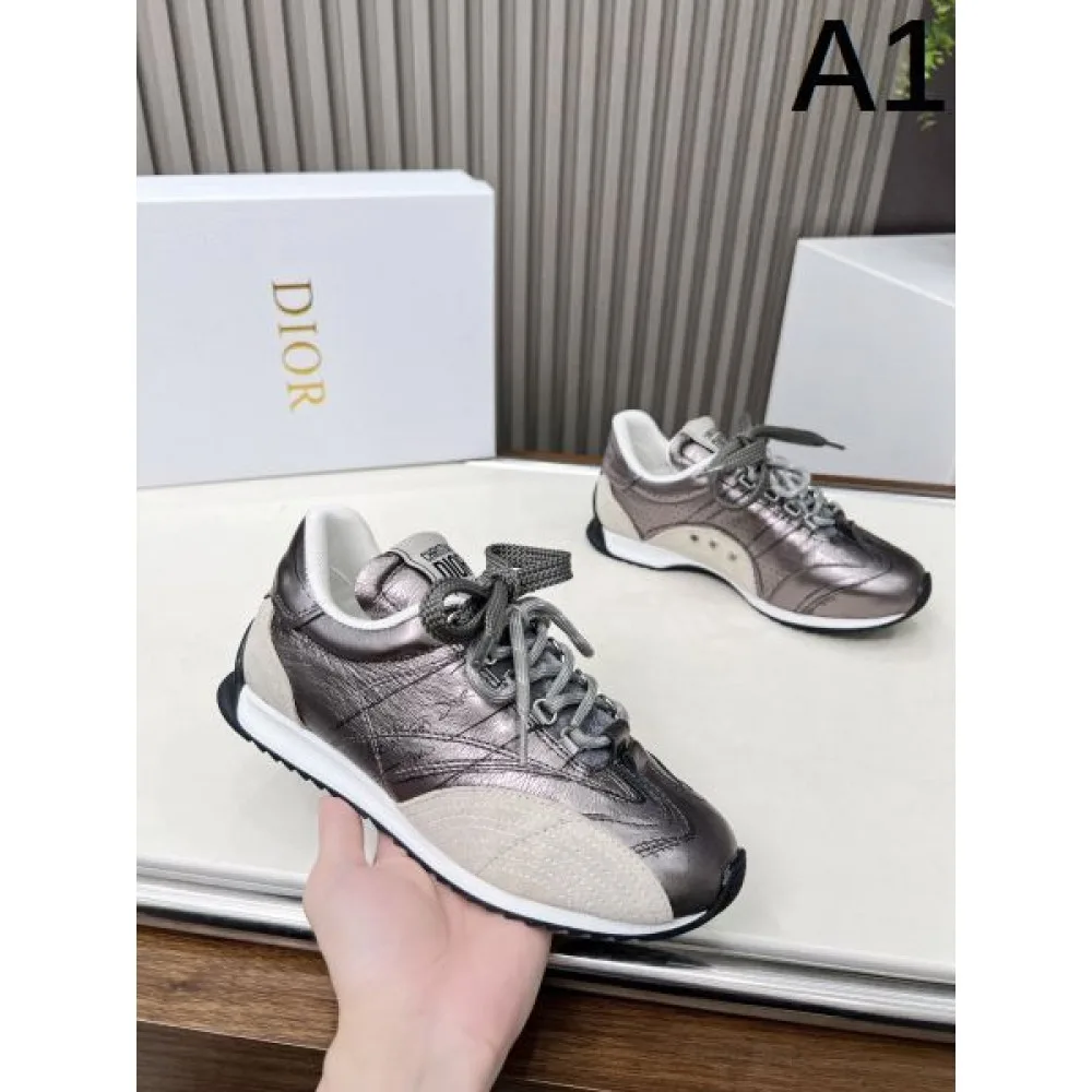 2025SS DIOR ディオール 素敵なコーデは大注目 レディース用 スニーカー 商品画像 1